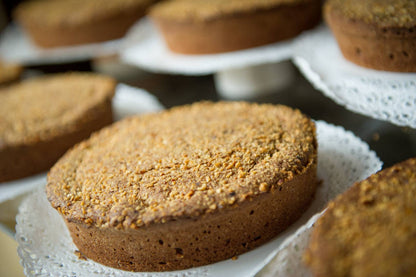 Torta "Amara" - Torta artigianale alle Nocciole Piemonte e Mandorle - Prodotti tipici Valle Maira